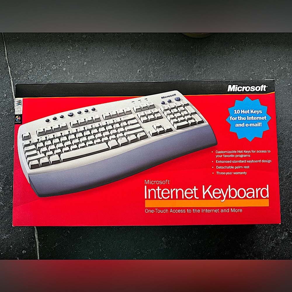 2/$15 - Microsoft - Internet Keyboard 
One-Touch Internet Access, Hot Keys